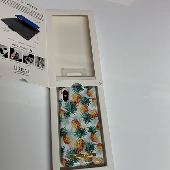 Ideal of Sweden Designer Iphone X case pineapple design New in open box. - Picture 4 of 5